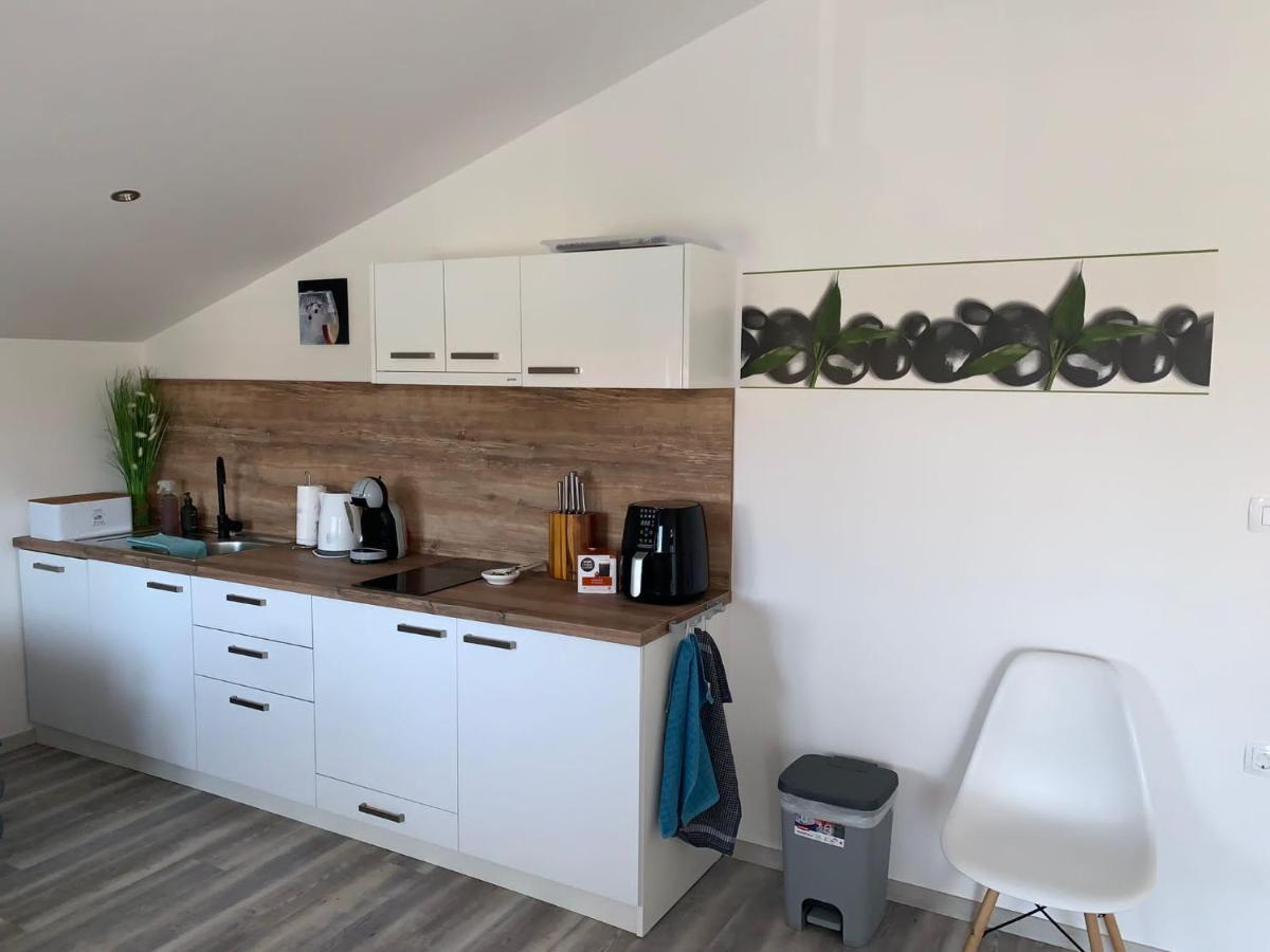 Appartement Vila Fajen Sukošan エクステリア 写真